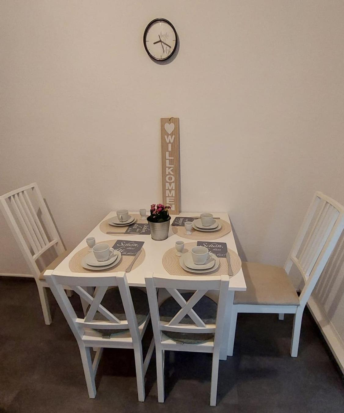 Gockel Homes 1 - Zentral Mit Balkon & Netflix Essen Extérieur photo