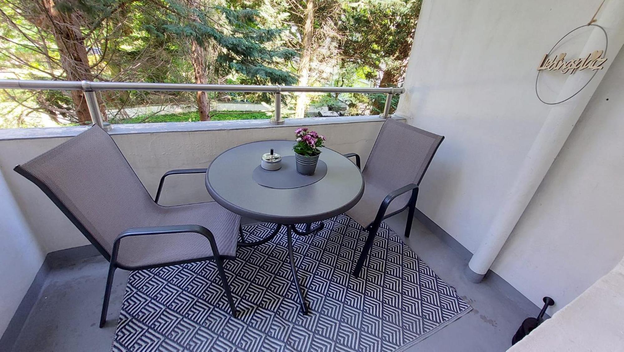 Gockel Homes 1 - Zentral Mit Balkon & Netflix Essen Extérieur photo